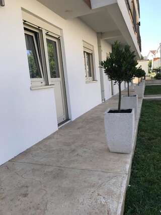 Апартаменты Helada Apartments Тиват Стандартные апартаменты-3