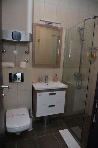 Апартаменты Helada Apartments Тиват Стандартные апартаменты-13